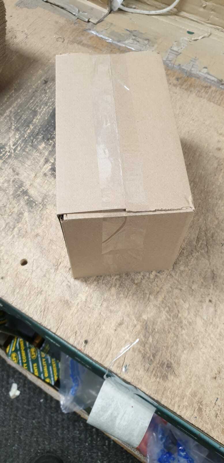 PACK OF 25 Small cardboard packing boxes 250mmx 150mm  x 140mm high