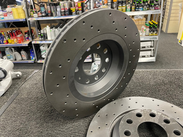 AUDI A3 S3 TFSI QUATTRO 265 REAR CROSS DRILLED BLACK COATER BRAKE DISC PAD 310mm