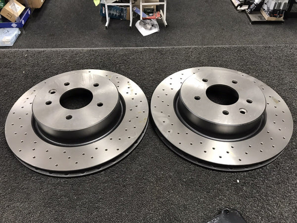 REAR BRAKE DISCS CROSS DRILLED PERFORMANCE FIT FOR JAGUAR XKR XK8 JLM21748 
