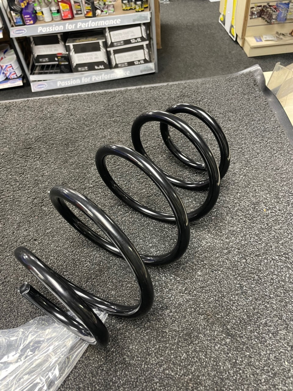 FRONT COIL SPRING FITS LH OR RH FOR NISSAN QASHQAI  1.5DCi 2.0 J10 2007-2013