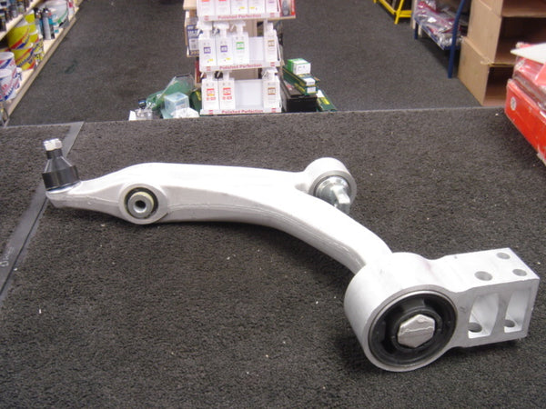 ALFA ROMEO 159 BRERA SPIDER JTD JTS LOWER WISHBONE ARM BUSH BALL JOINT PASSENGER
