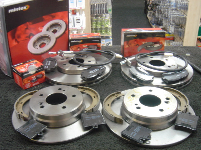 FOR C320 ESTATE 2000-2005 MINTEX FRONT REAR BRAKE DISCS PADS 2 REAR CABLES