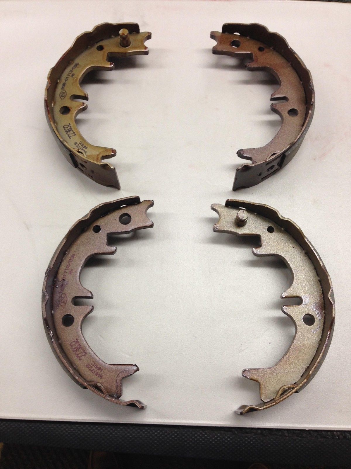 REAR HANDBRAKE PARKING SHOES CELICA GT4 ST205 HANDBRAKE SHOES REAR SET