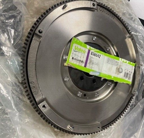 GENUINE VALEO DUAL MASS FLYWHEEL +BOLTS AUDI A3 Q3 2.0TDi 03L105266AB