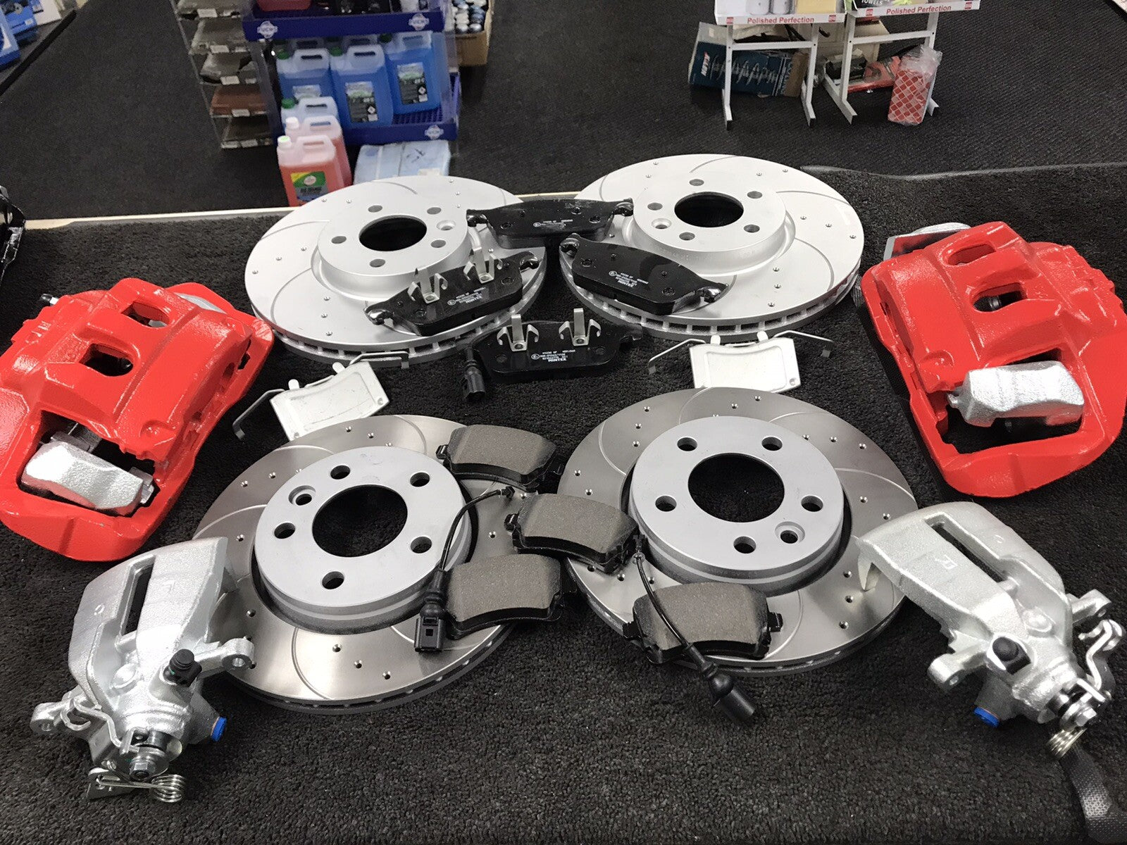VW TRANSPORTER PERFORMANCE BRAKE DISC CONVERSION BRAKE DISC PADS CALIPER RED