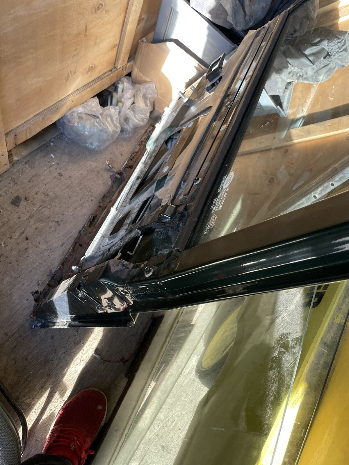 DEFENDER 90 110 TDi TD5 DRIVER SIDE FRONT DOOR COMPLETE DOOR GLASS EPSOM