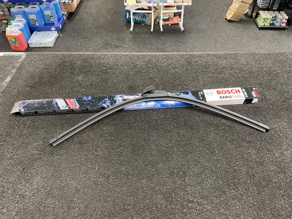 BOSCH SUPER PLUS 1 FRONT WIPER BLADE 28" INCH WINDSCREEN YARIS VITZ