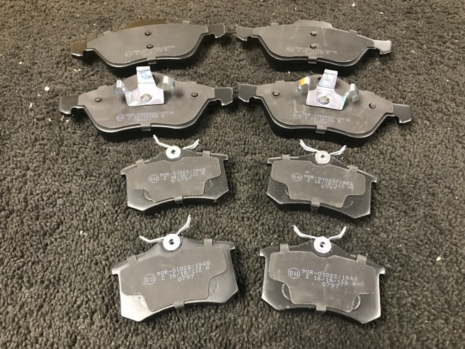 RENAULT MEGANE 2005 to 2009  BRAKE PADS FRONT & REAR FULL SET 