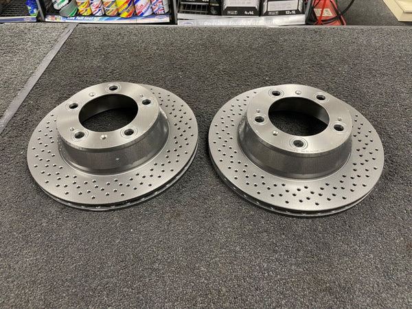 FOR PORSCHE BOXSTER 986 2.7 REAR BRAKE DISC CROSS DRILLED COATED LH RH PAIR 75MM