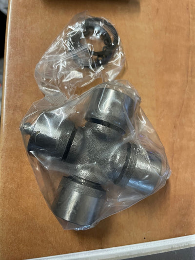 FRONT PROPSHAFT UJ UNIVERSAL JOINT MITSUBISH L200 CHALLENGER AIRTEK 64MMX 25MM