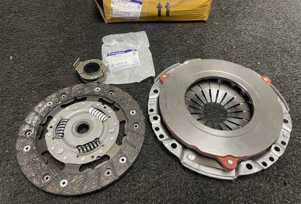 619 3087 00 GENUINE SUZUKI CELERIO 1.0 CLUTCH KIT UK STOCK BRAND NEW