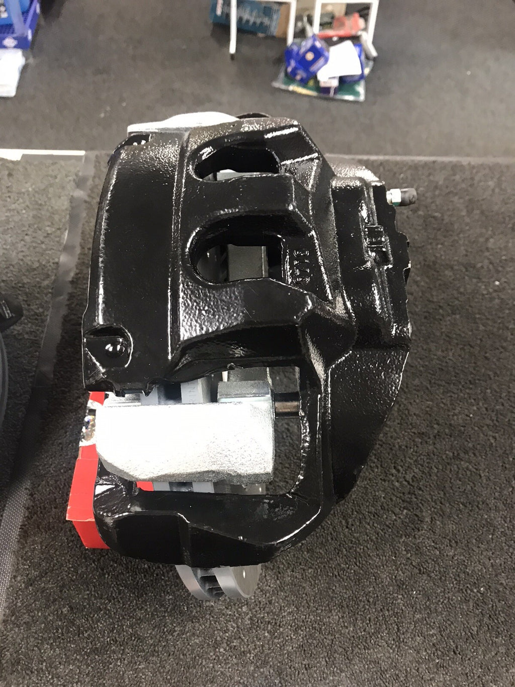 VW TRANSPORTER T5 T6 FRONT BRAKE CALIPERS 17" 340mm CONVERSION KIT BLACK