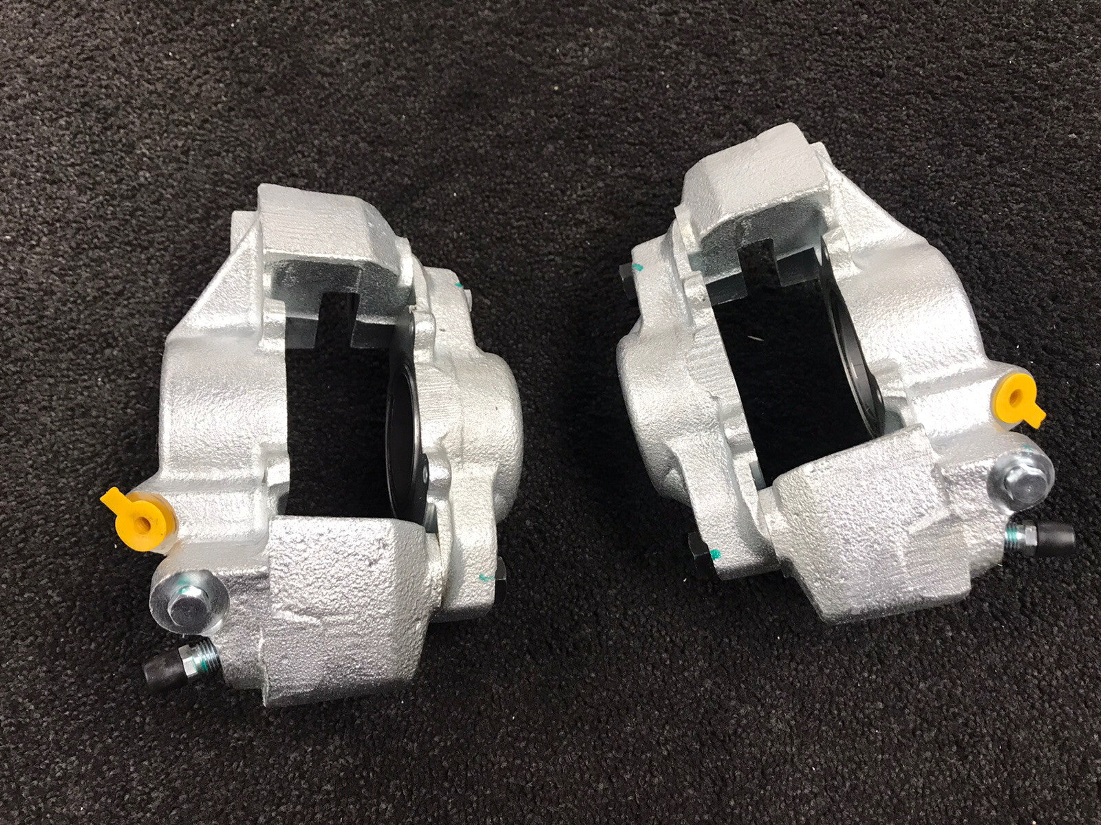 FOR MGB MGB-GT 1962-1980 2 FRONT BRAKE CALIPERS LH RH NEW  (27H4650, 27H4651)