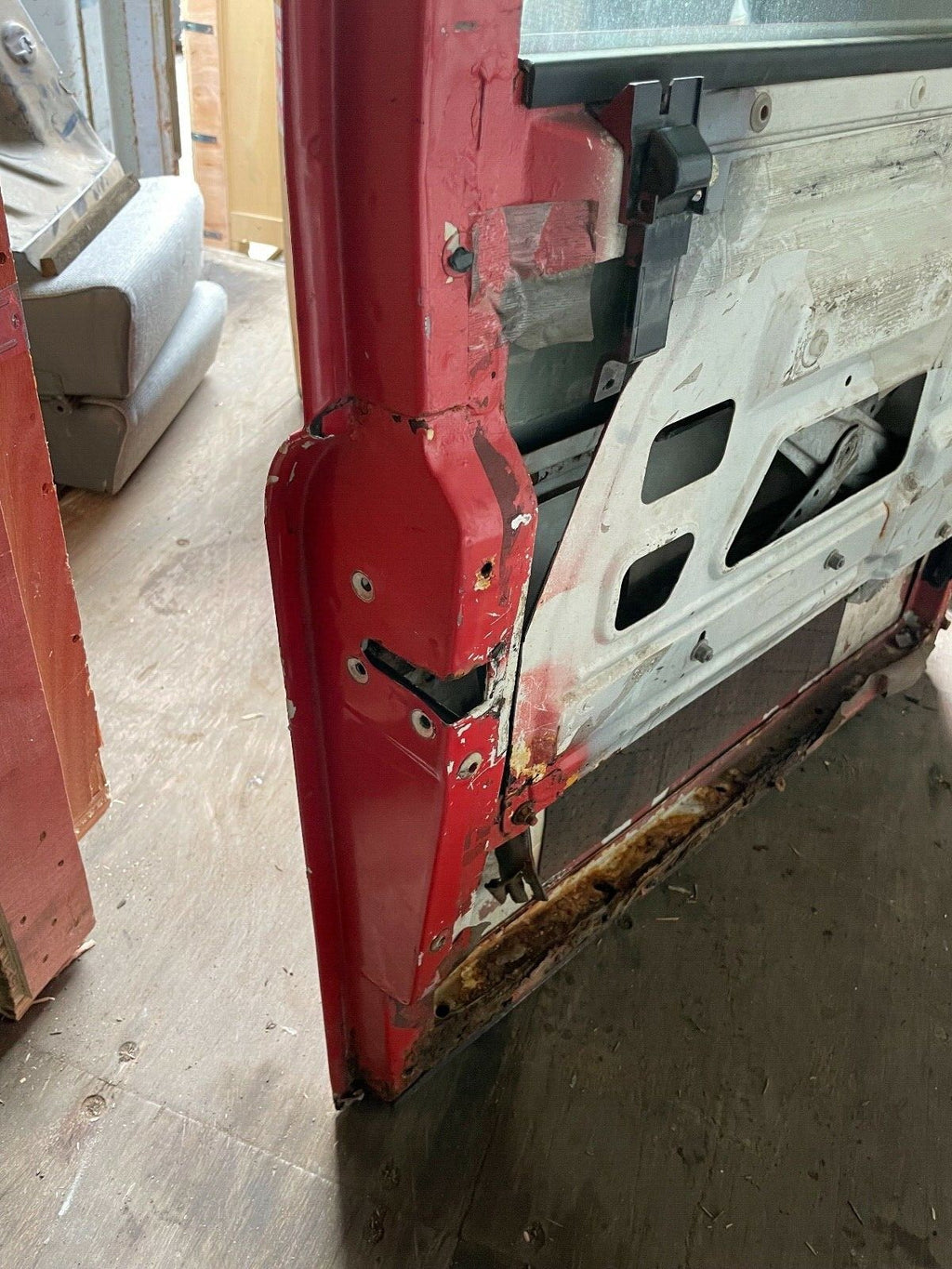 FRONT DOOR LH PASSENGER SIDE LAND ROVER DEFENDER 90 110 TDI CSW RED