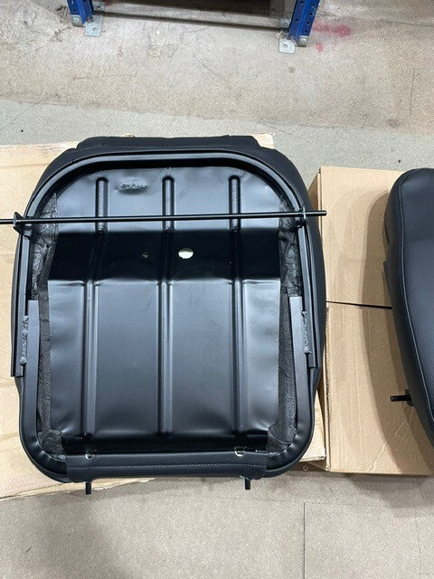 DEFENDER 90, 110 130 2 NAS EXTENDED BLACK LEATHER FRONT SEAT BASES EXMOOR TRIM