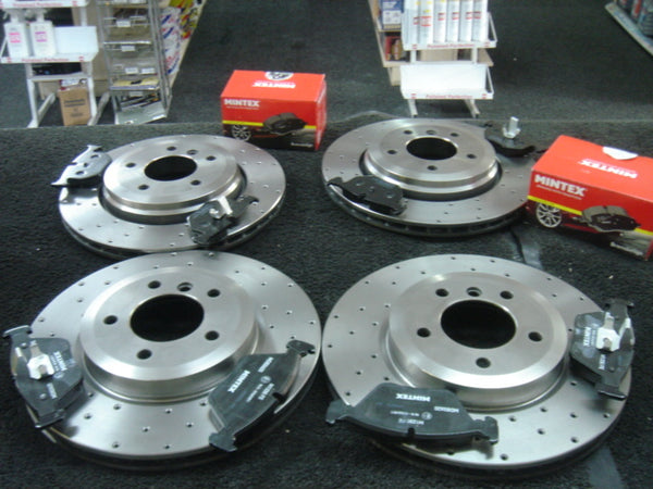 BMW 330 330D 330CI E46 BRAKE DISC CROSS DRILLED MINTEX PAD FRONT REAR