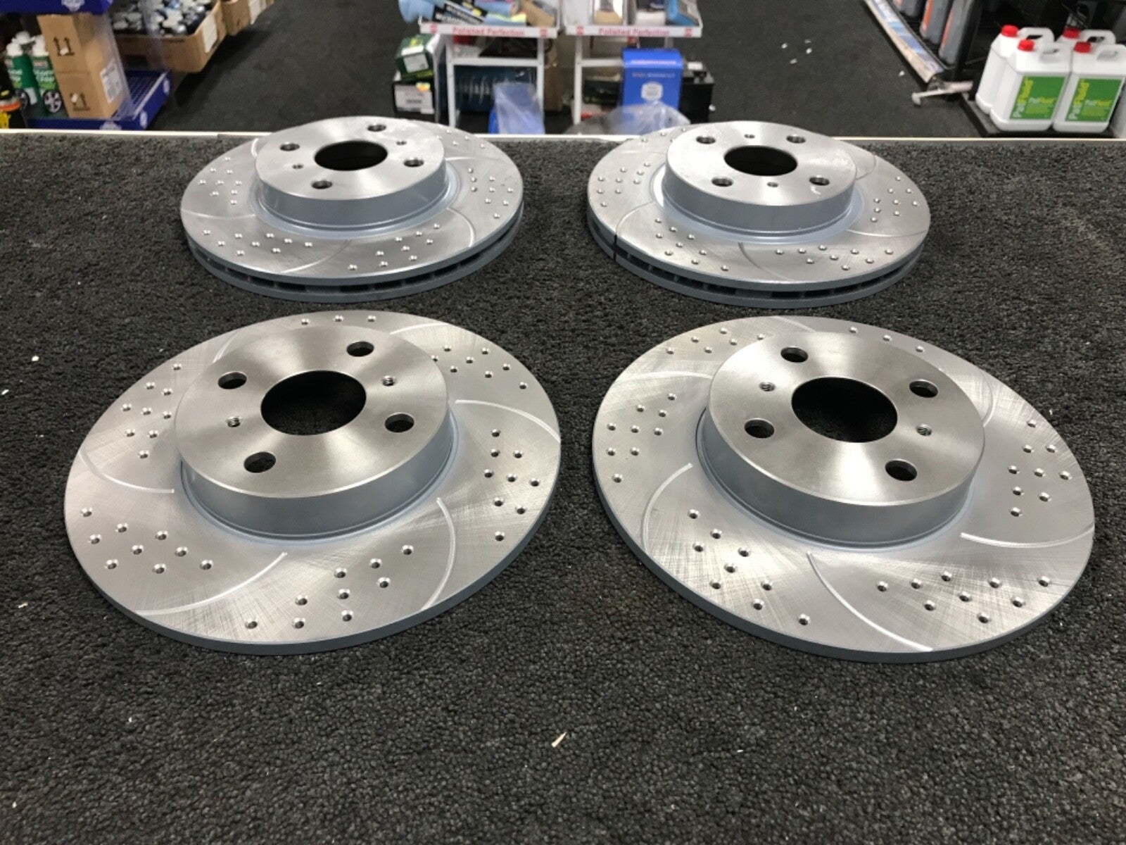 FOR TOYOTA MR2 MK1 AW11 DRILLED GROOVED BRAKE DISC  FRONT REAR