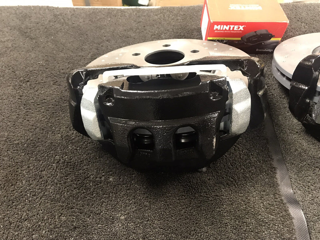 VW TRANSPORTER T5 T6 FRONT BRAKE CALIPERS 17" 340mm CONVERSION KIT BLACK