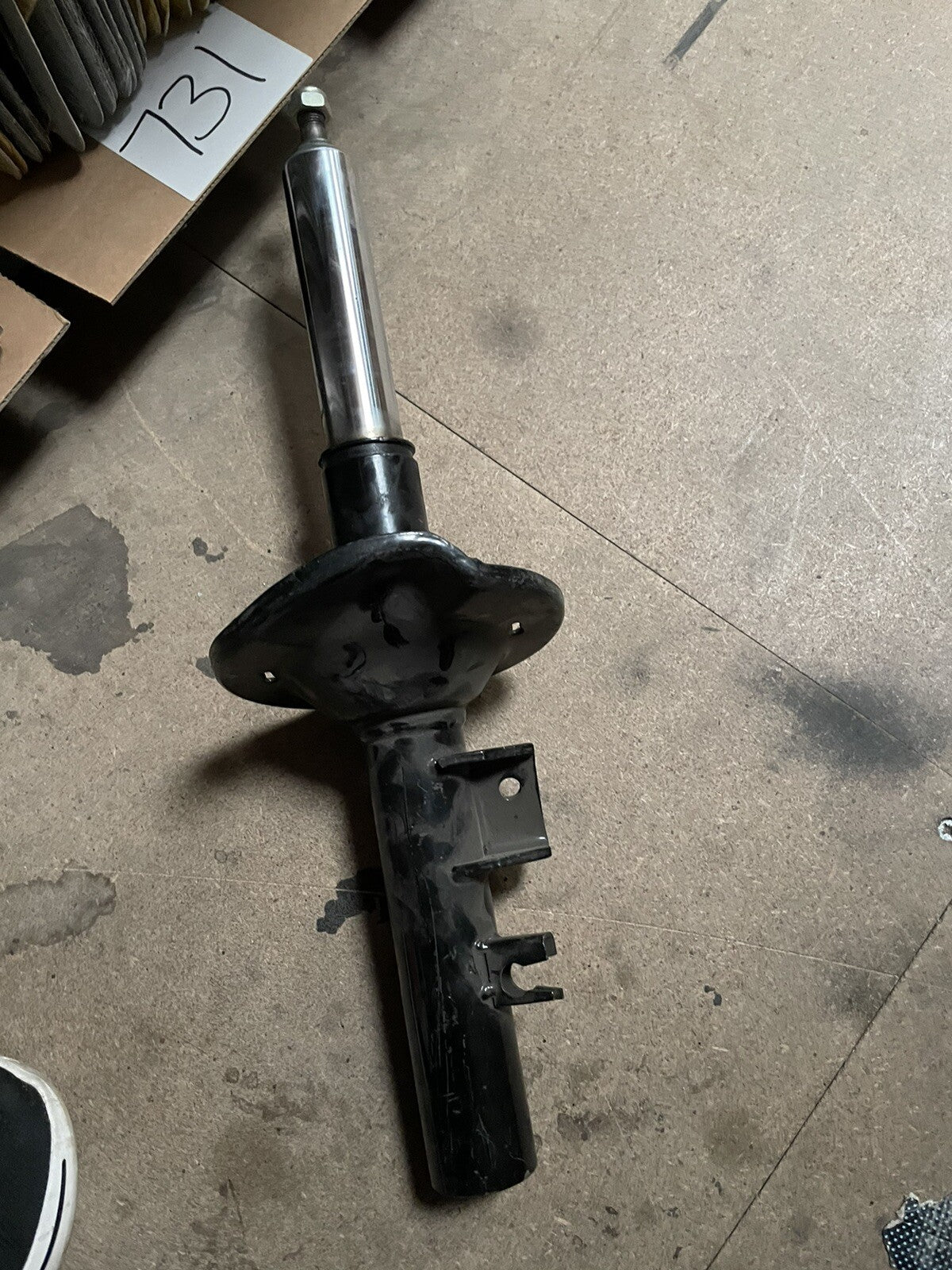 PEUGEOT SHOCK ABSORBERS FRONT DE CARBON V03552313