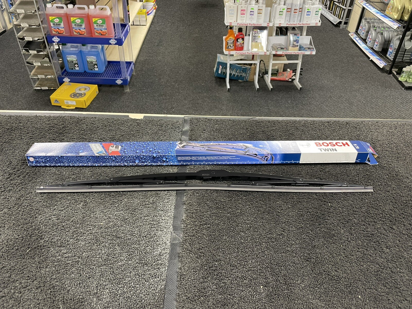 FOR Toyota Previa Estima BOSCH Front Wiper Blades 28''