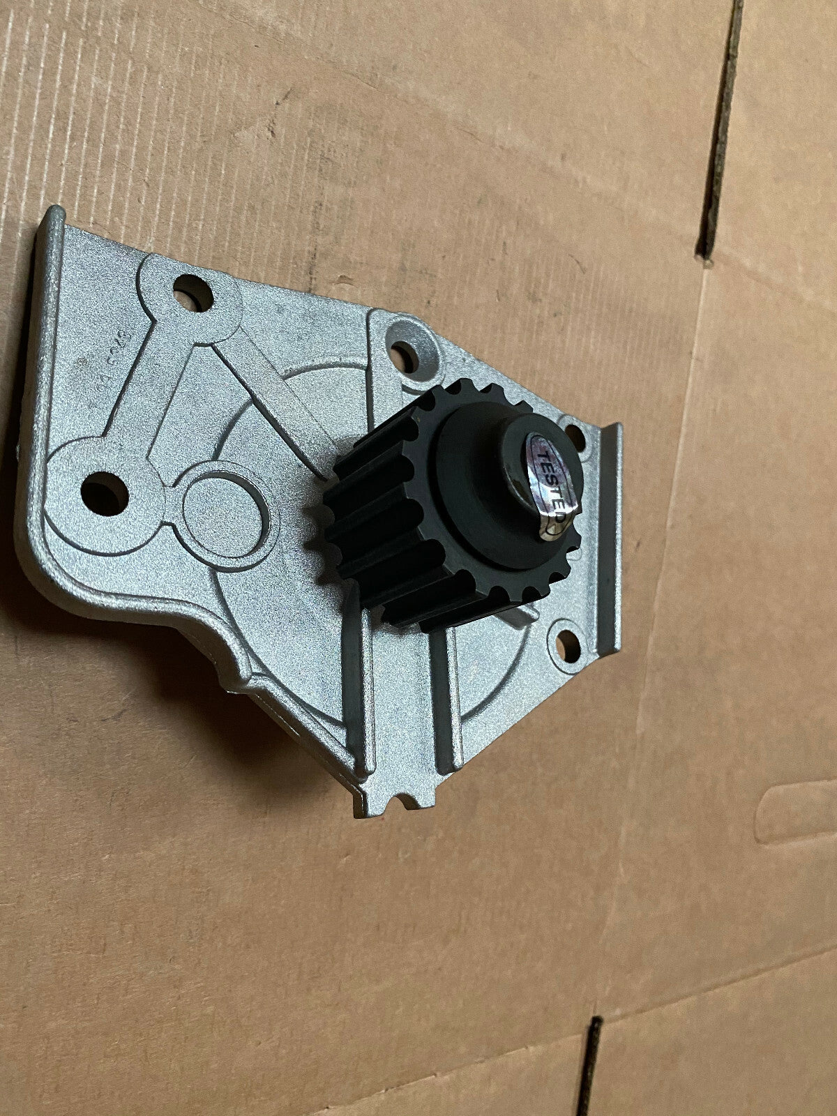 WATER PUMP FOR ROVER MAESTRO MONTEGO ROVER 200 CONVERTIBLE 1.6 PETROL