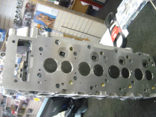 FOR MITSUBISHI DELICA IMPORT CANTER 2.8TD 4M40 CYLINDER HEAD ASSEMBLED COMPLETE