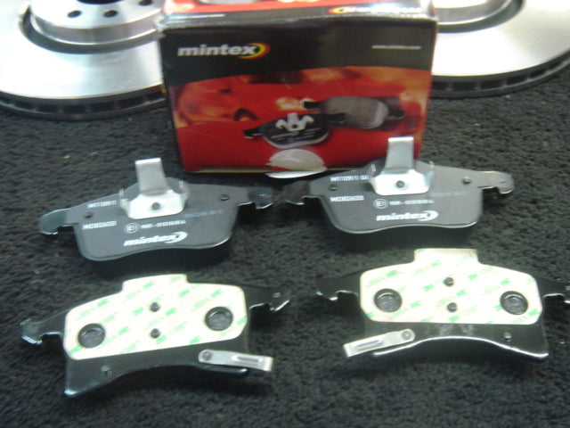 VAUXHALL ZAFIRA B  BRAKE PADS FRONT MINTEX ABS 2006 ON