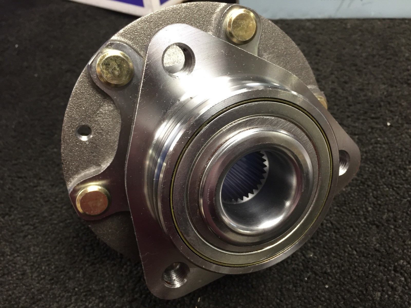 FOR KIA SEDONA MK2 2006-2012 BRAND NEW FRONT BEARING WHEEL HUB LEFT OR RIGHT