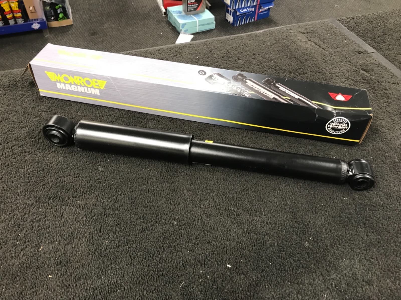 FORMERCEDES VITO V CLASS V220 V230 V280 REAR SHOCK ABSORBER WILL FIT LEFT RIGHT 