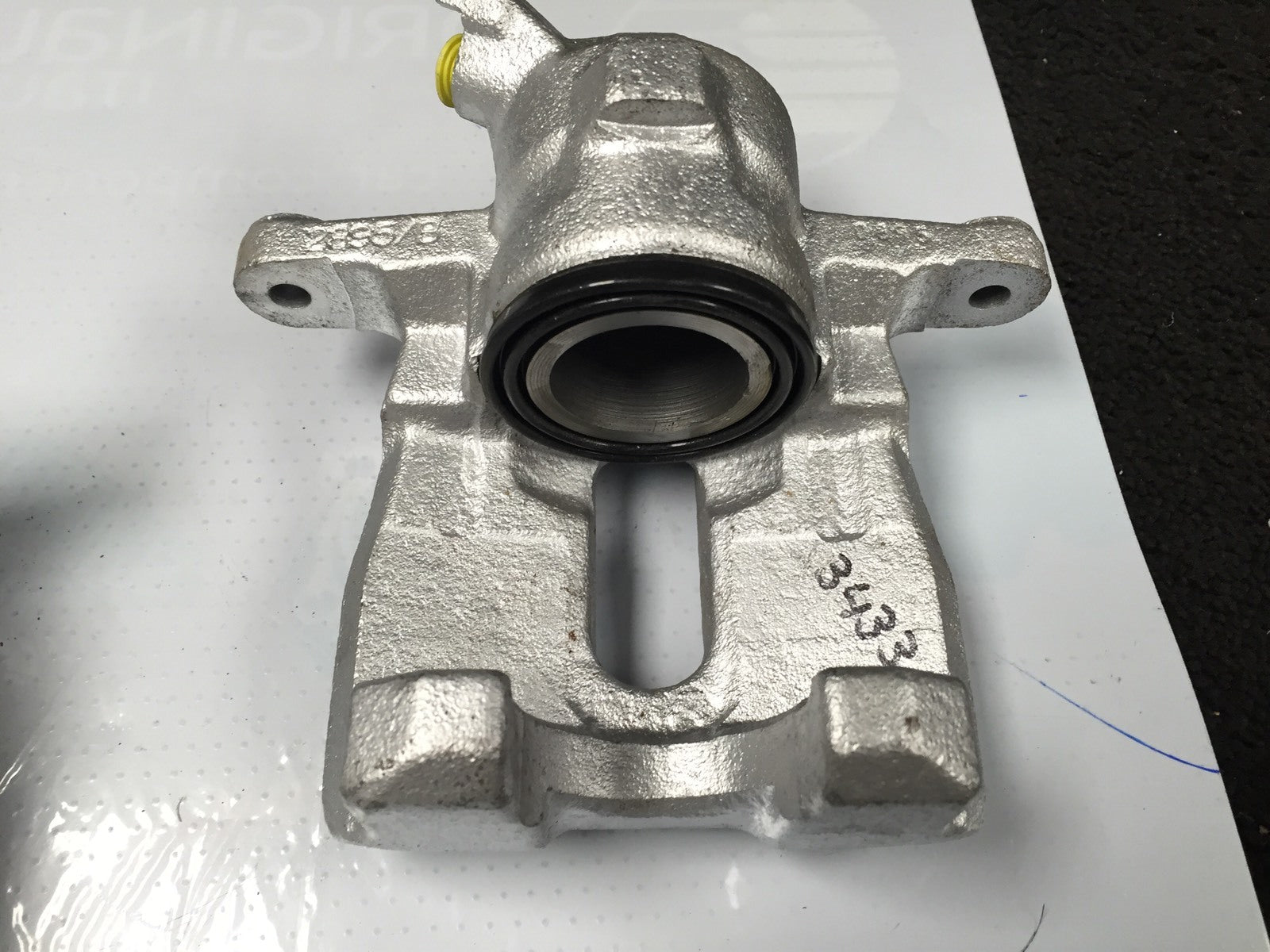 REAR PASSENGER SIDE BRAKE CALIPER RANGE ROVER SPORT DISCOVERY 3 4