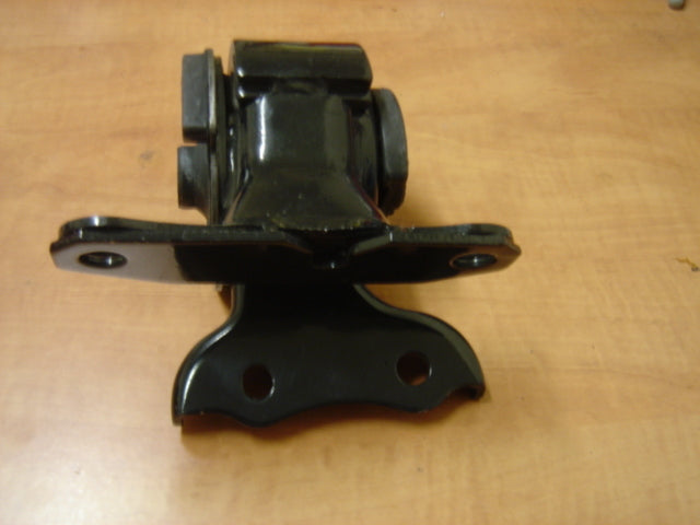 MAZDA 6 2.0DIESEL 2002-08 ENGINE GEARBOX MOUNT MOUNTING LOWER LEFT SIDE