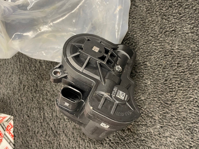 REAR ELECTRIC BRAKE CALIPER MOTOR GENUINE AUDI A3 8V Q2 VW GOLF MK7 SEAT  RH