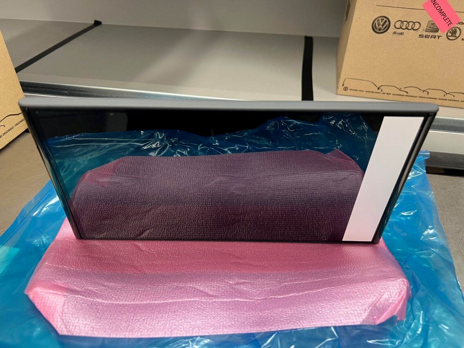 AUDI A4 AVANT 2016 ON MMI DISPLAY SCREEN MIB3HIGH 8W1919620A GENUINE BRAND NEW