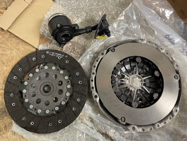 624330733 FORD TRANSIT 2.2TDCi FWD  CLUTCH KIT 1376498 1432309 VXT75