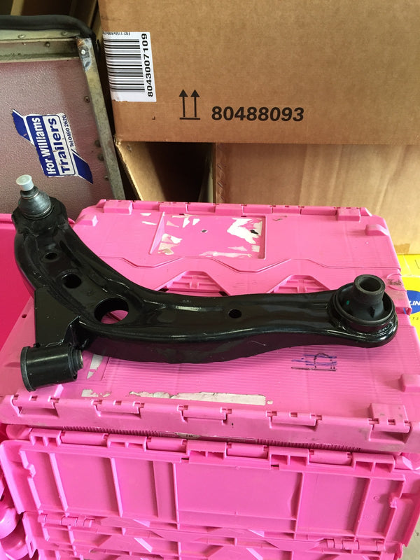FOR MAZDA MPV 1999-2005 LOWER WISHBONE ARM BALLJOINT DRIVER SIDE