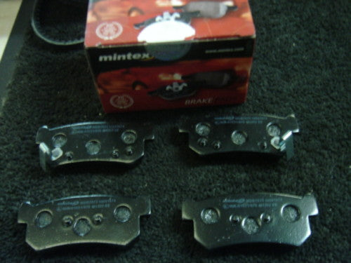 FOR SSANGYONG REXTON 2.7  2.9 3.2  BRAKE PADS REAR MINTEX