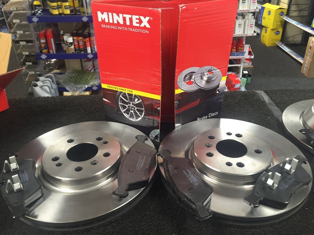 FOR MERCEDES W164 ML280 ML300 ML320 ML350 ML500 MINTEX BRAKE DISCS PADS FRONT