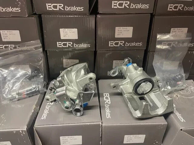 2 REAR BRAKE DISC BEARING BRAKE CALIPER BRAKE PAD RENAULT TRAFIC DCi DTi 2001-20