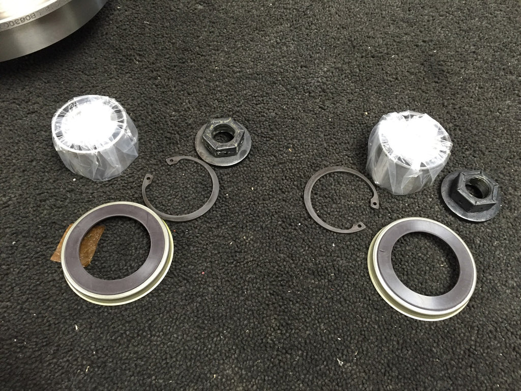 FORD FOCUS MK1 FIESTA WHEEL BEARING REAR DRUM BRAKE REAR ABS RINGS PAIR LH RH