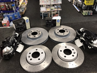 TRANSPORTER FRONT BIG BRAKE CONVERSION KIT FRONT REAR DRILLED DISC PAD BLACK