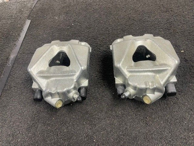 2 FRONT BRAKE CALIPER LH RH FOR BMW 318 320 323 325 E90 E91 E92 E93 312mm DISC
