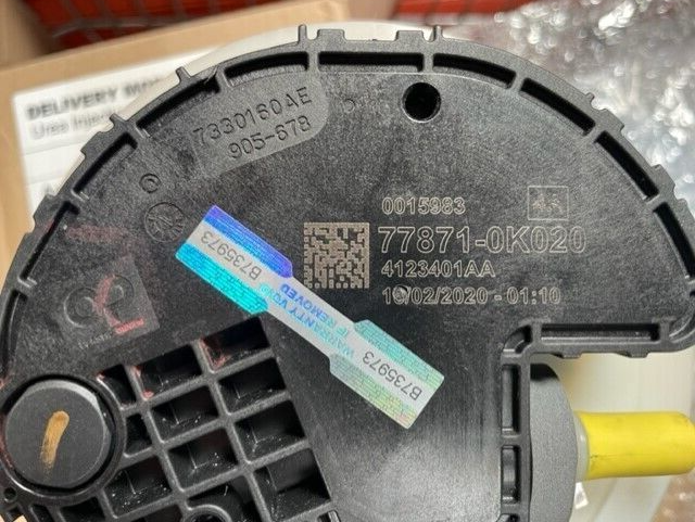 BRAND NEW AD-BLUE ADBLUE PUMP UNIT AUDI A6 C7 2.0 3.0TDi Bi-TDi QUATTRO GENUINE