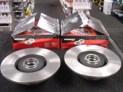 AUDI A4 B5 1994-2001 REAR BRAKE DISC  WITH ABS RING FITTED MINTEX