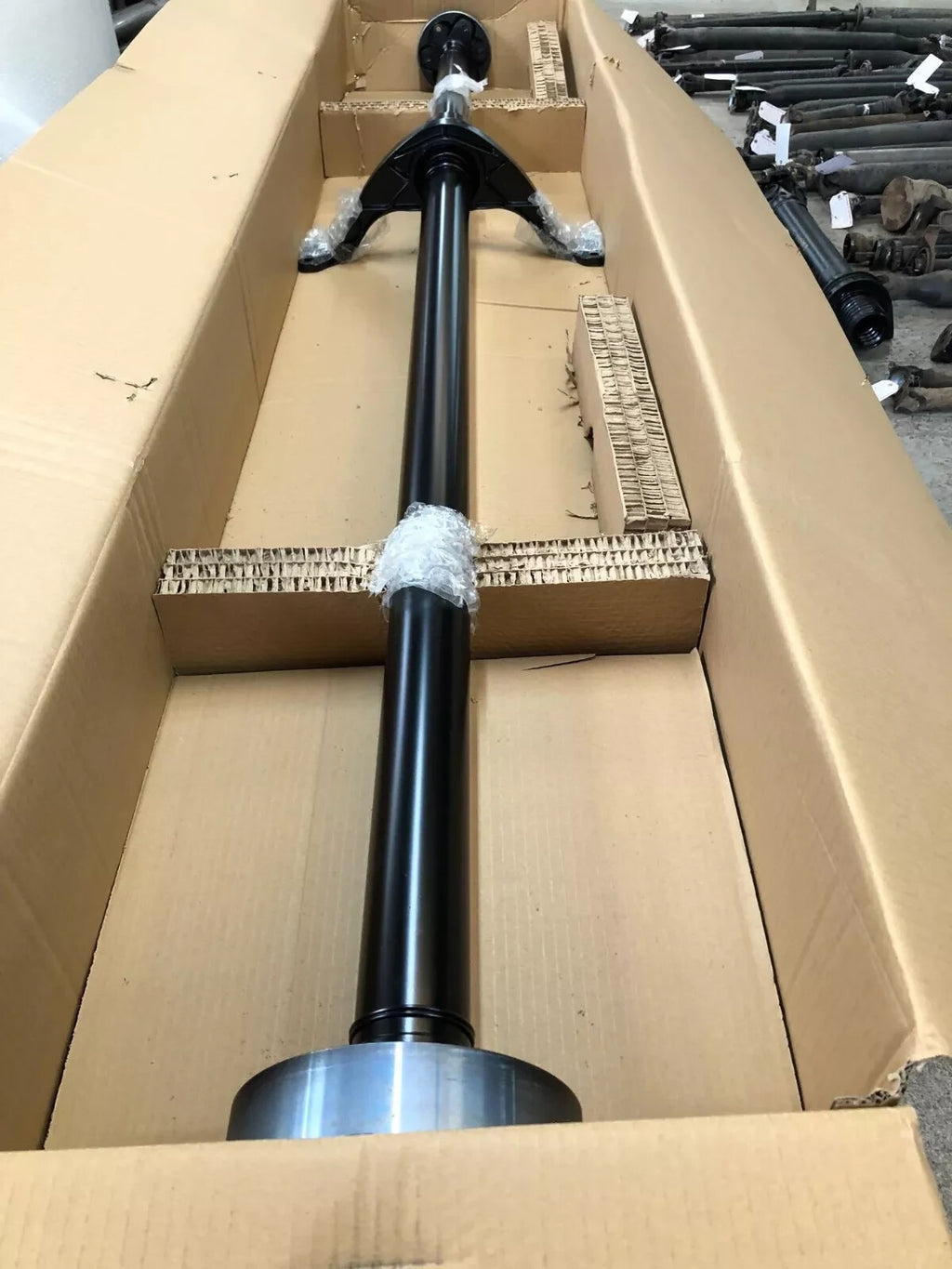 PROPSHAFT BRAND NEW FOR VW TIGUAN Q3 MANUAL  2017-2024 5qf521101p 2265mm