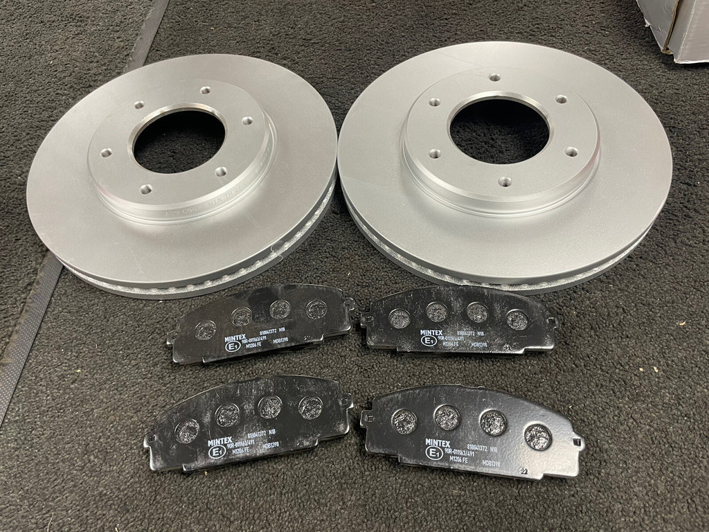 FRONT BRAKE DISC PAD IMPORT TOYOTA HIACE CUSTOM REGIUS GRANVIA 2.8 3.0TD  KCH40