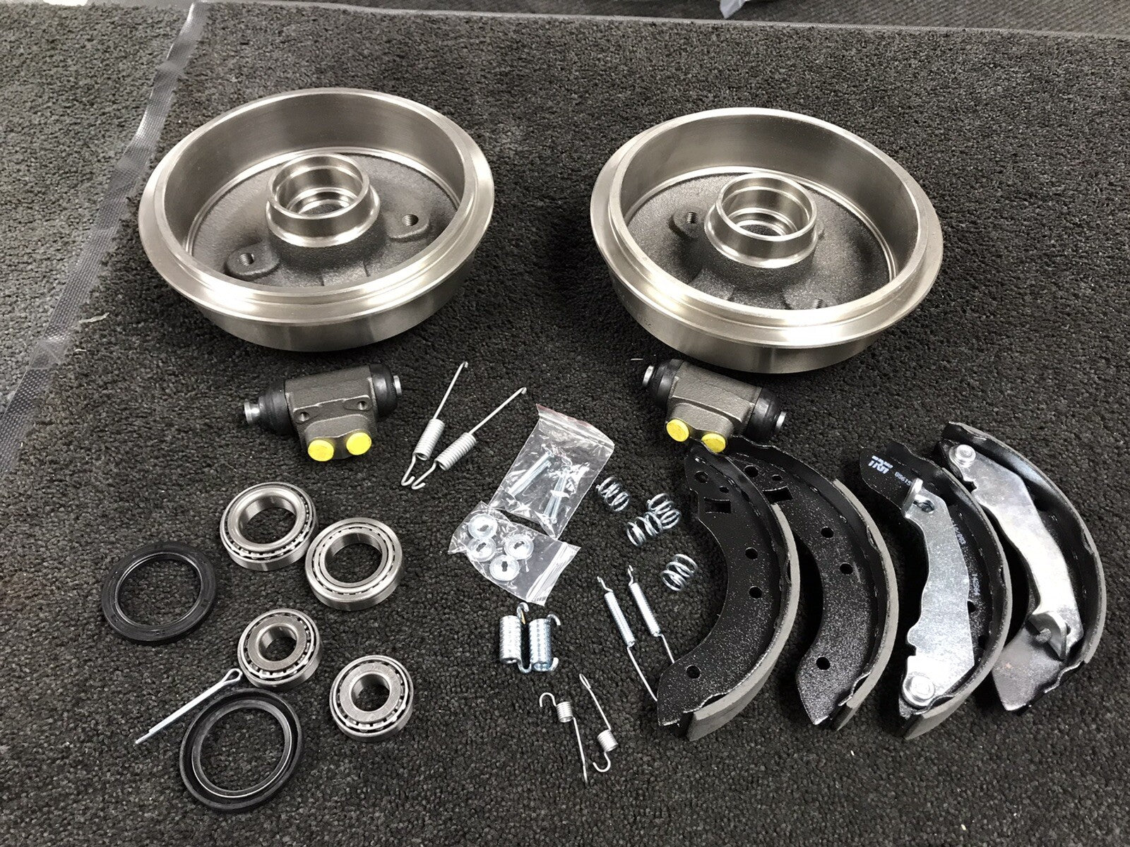 FOR FORD ESCORT MK3 RS 1600I 180MM  REAR BRAKE DRUM SHOES CYLINCERS FITTING KIT