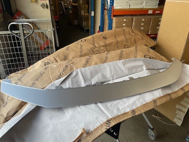 AUDI  RS6 RS6 plus Avant QUATTRO RS7 SPORTBACK FRONT LIP Spoiler 4K8807717A