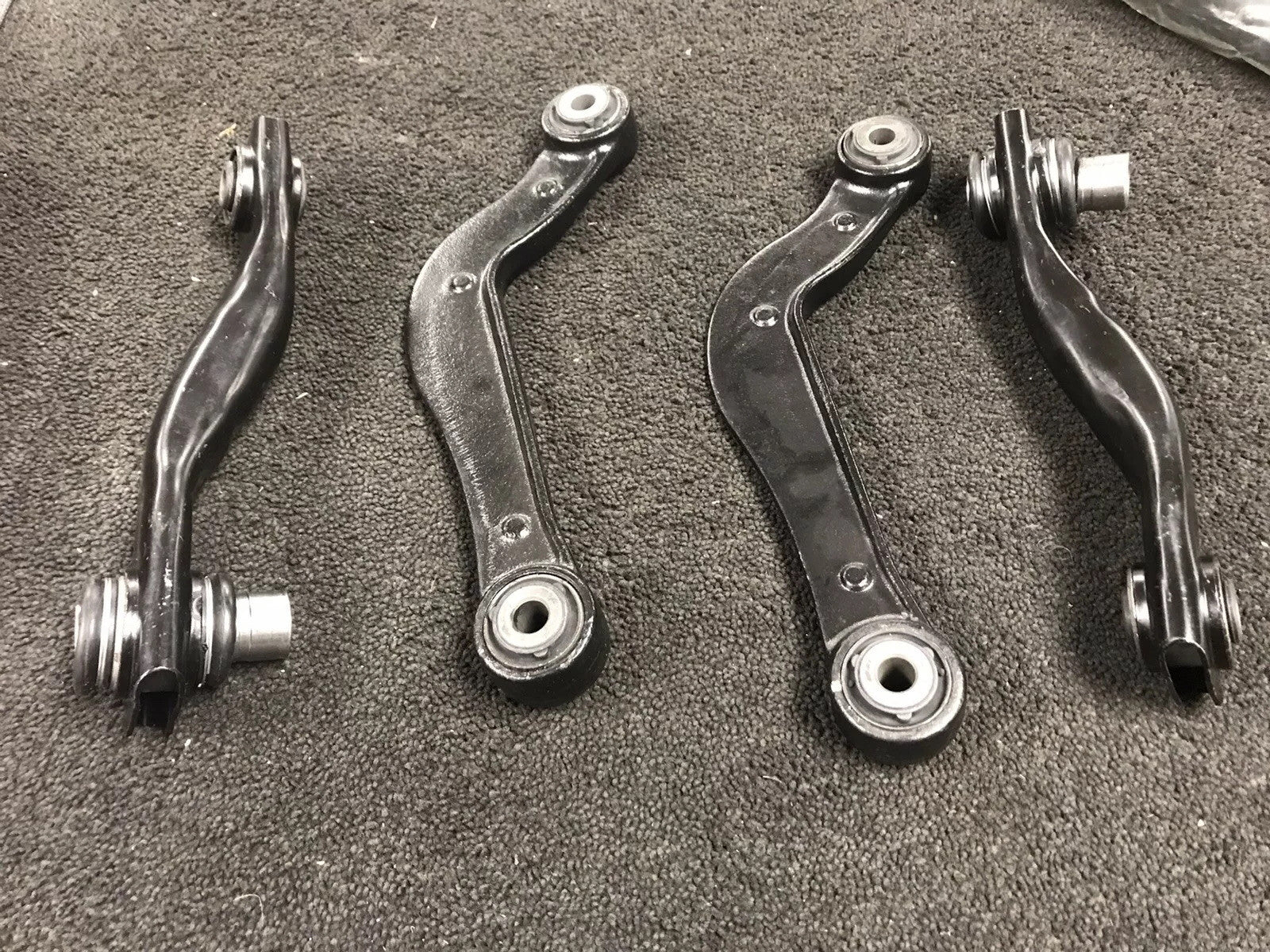 ESJAGUAR X TYPE REAR SUSPENSION TRAILING ARM UPPER SWINGING TRAILING ARMS BUSHES
