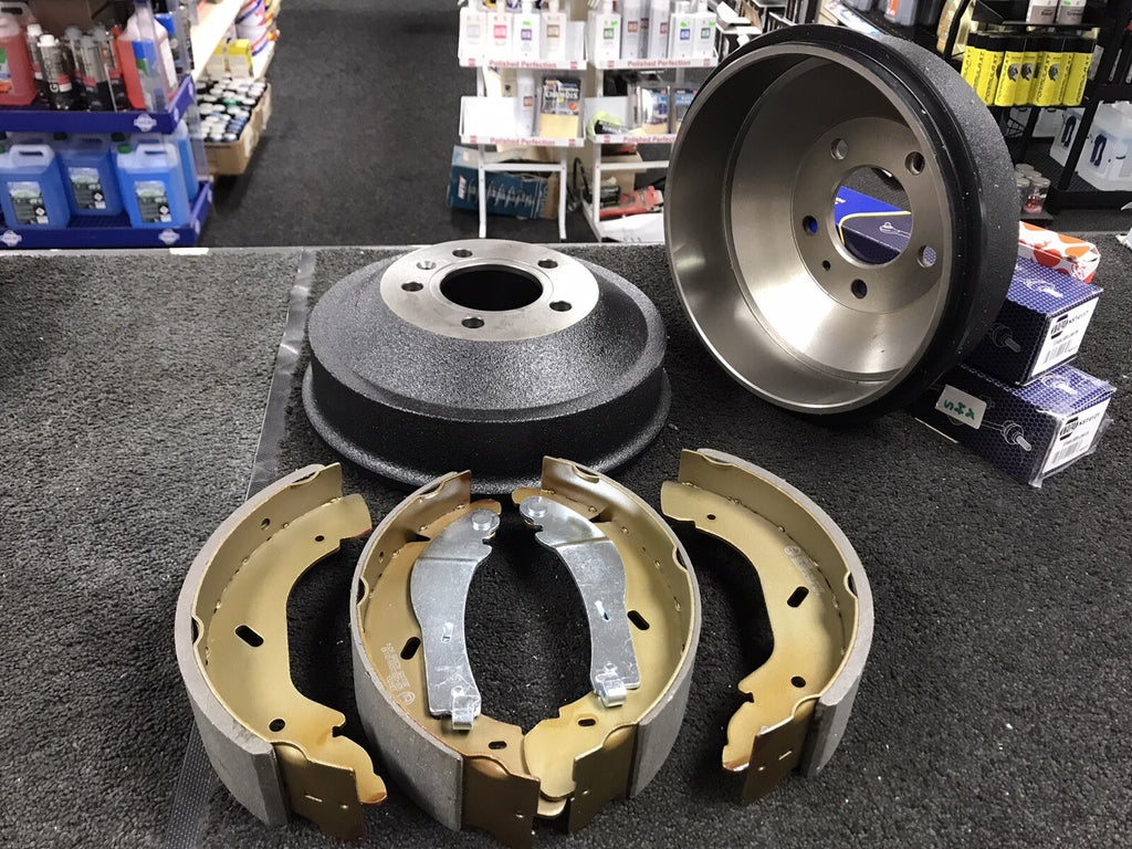 REAR BRAKE DRUM PAIR BRAKE SHOE FITS LDV MAXUS ALL MODELS WITH 15" WHEELS   