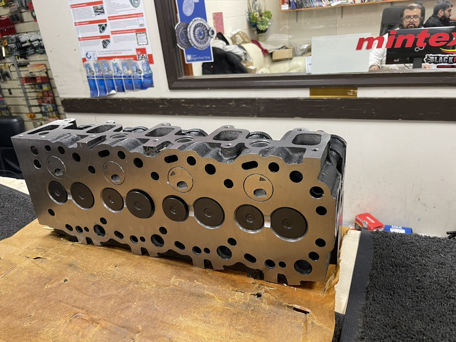 CYLINDER HEAD COMPLETE FOR TOYOTA LANDCRUISER HILUX SURF LN130 2.4TD 2L 2LT  3L